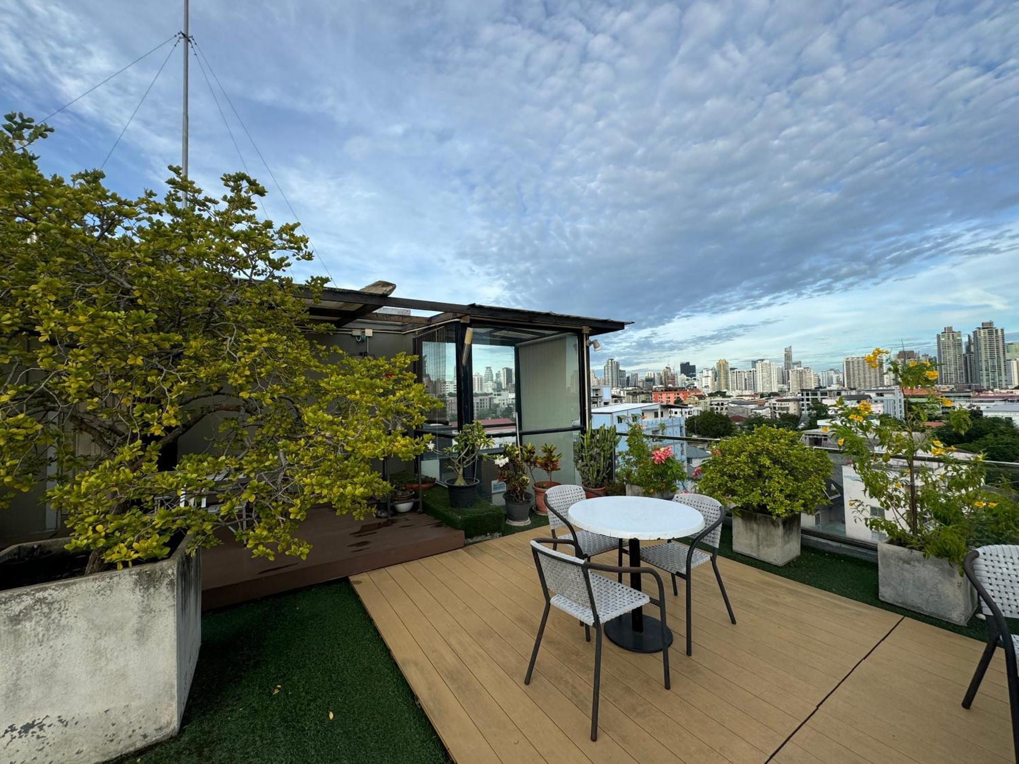 W8 Condo, Top Floor Luxe 3 Bedroom Penthouse, Hip Central Bangkok Area, 5 Mins From Thonglo Bts Station Kültér fotó