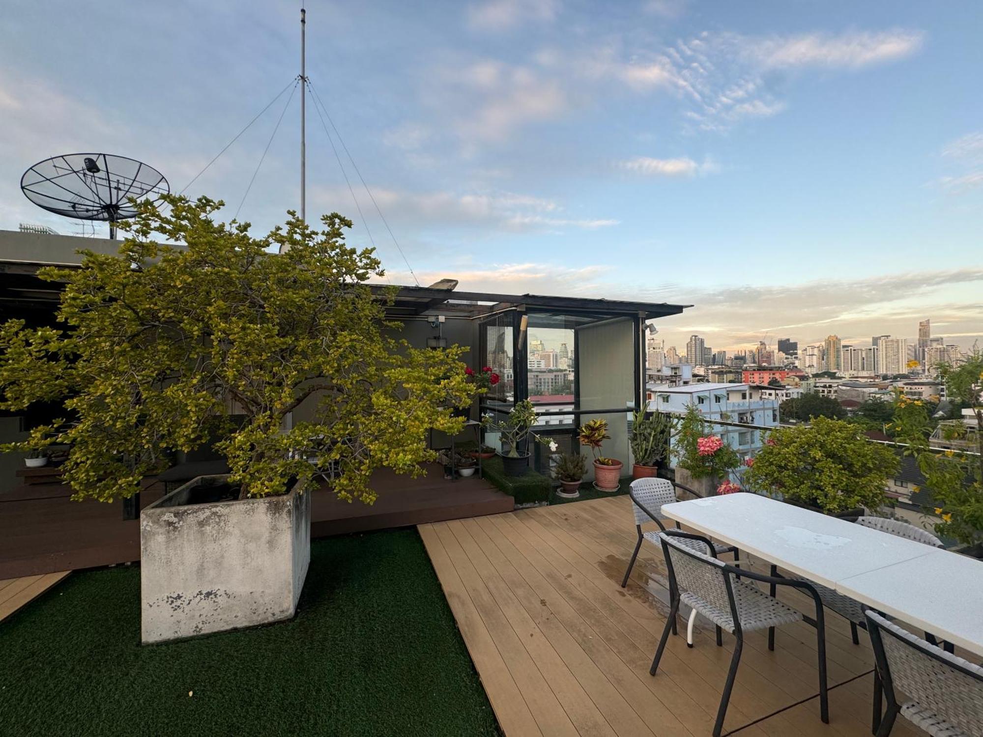 W8 Condo, Top Floor Luxe 3 Bedroom Penthouse, Hip Central Bangkok Area, 5 Mins From Thonglo Bts Station Kültér fotó